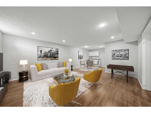 543 Douglas Glen Boulevard Se, Calgary, AB - Indoor Photo Showing Living Room