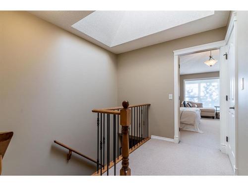 1720 24 Avenue Nw, Calgary, AB - Indoor Photo Showing Other Room