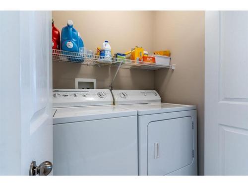 1720 24 Avenue Nw, Calgary, AB - Indoor Photo Showing Laundry Room