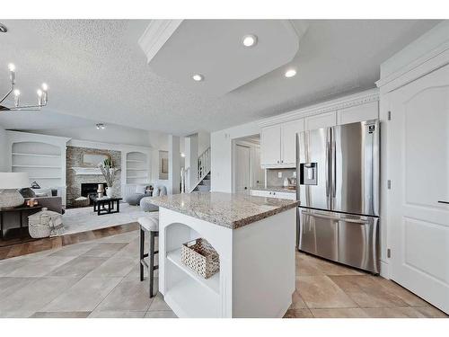 1469 Strathcona Drive Sw, Calgary, AB - Indoor Photo Showing Kitchen With Stainless Steel Kitchen With Upgraded Kitchen