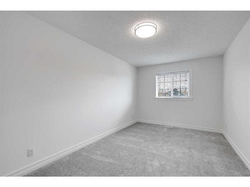 1469 Strathcona Drive Sw, Calgary, AB - Indoor Photo Showing Other Room