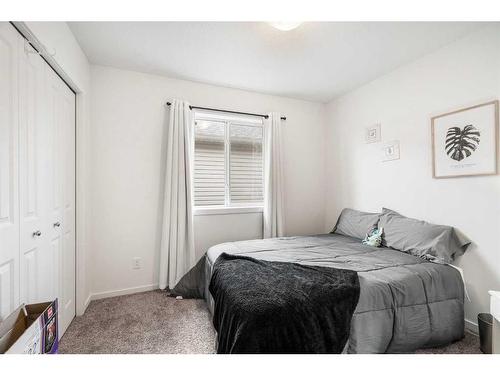 805-2001 Luxstone Boulevard Sw, Airdrie, AB - Indoor Photo Showing Bedroom