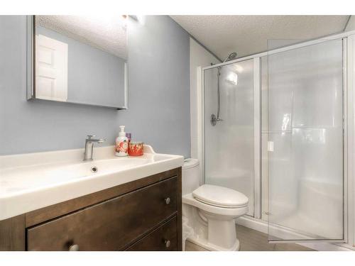 1106-7451 Springbank Boulevard Sw, Calgary, AB - Indoor Photo Showing Bathroom