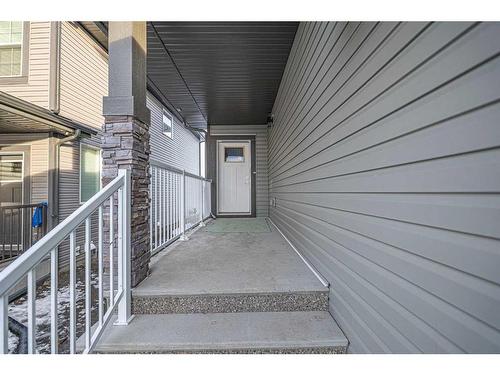 506 Clydesdale Way, Cochrane, AB - Outdoor With Exterior