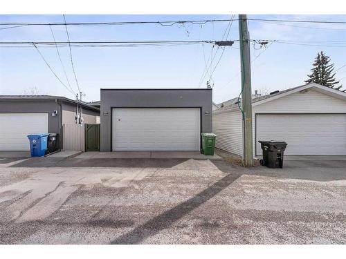 2238 31 Avenue Sw, Calgary, AB - Outdoor With Exterior