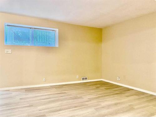 1719 13 Avenue Sw, Calgary, AB - Indoor Photo Showing Other Room