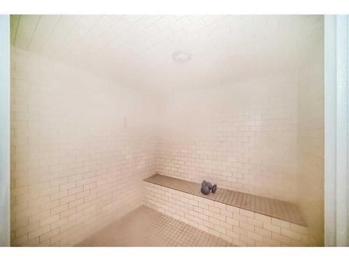 412-738 3 Avenue Sw, Calgary, AB - Indoor Photo Showing Bathroom