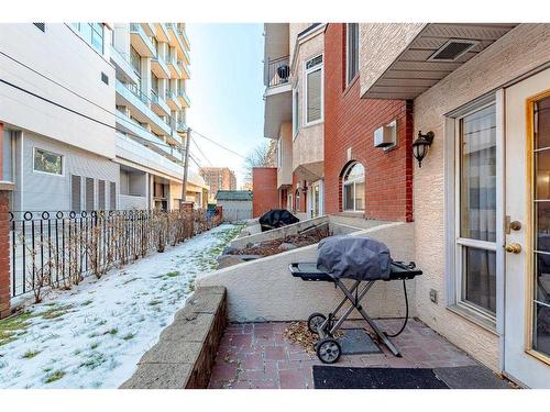 109-923 15 Avenue Sw, Calgary, AB - Outdoor With Exterior