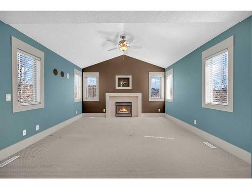 28 Tusslewood Drive Nw, Calgary, AB - Indoor With Fireplace