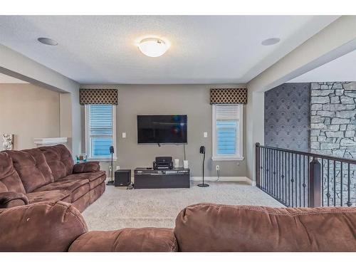 35 Masters Point Se, Calgary, AB - Indoor Photo Showing Living Room