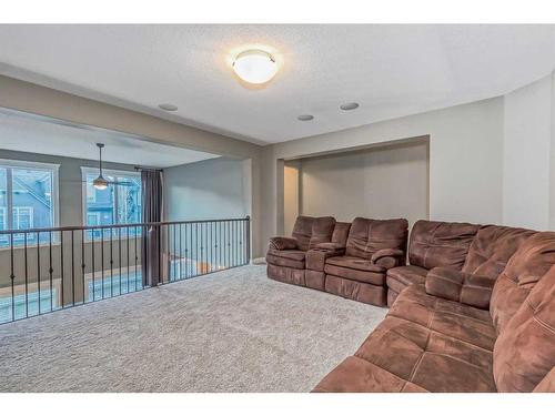 35 Masters Point Se, Calgary, AB - Indoor Photo Showing Living Room