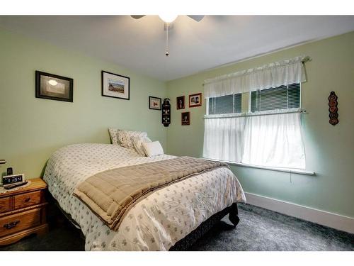 228 47 Ave W, Claresholm, AB - Indoor Photo Showing Bedroom