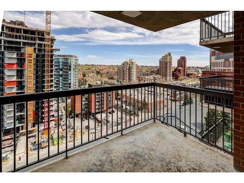 1411-738 3 Avenue Sw, Calgary, AB - Outdoor With Balcony With View With Exterior