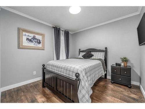 275 Chapalina Terrace Se, Calgary, AB - Indoor Photo Showing Bedroom