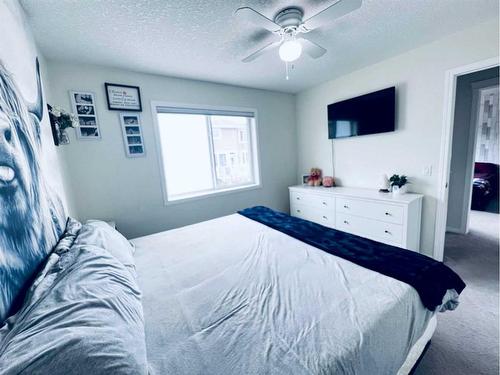 286 Mountainview Drive, Okotoks, AB - Indoor Photo Showing Bedroom