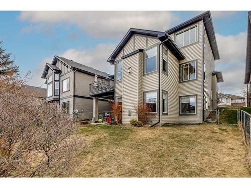 2720 Coopers Manor Sw, Airdrie, AB - Outdoor