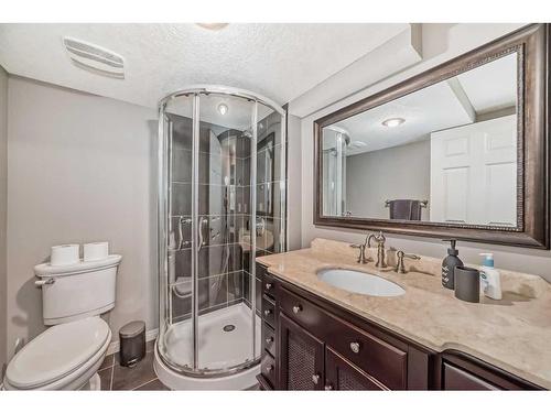 184 West Creek Boulevard, Chestermere, AB - Indoor Photo Showing Bathroom