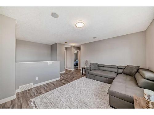 184 West Creek Boulevard, Chestermere, AB - Indoor Photo Showing Living Room