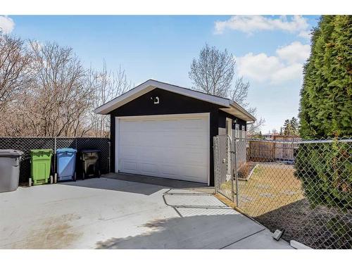 108 Cantree Place Sw, Calgary, AB - Outdoor With Exterior