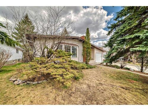 5420 Dalrymple Crescent Nw, Calgary, AB - Outdoor