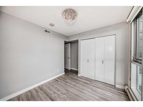 1104-188 15 Avenue Sw, Calgary, AB - Indoor Photo Showing Other Room
