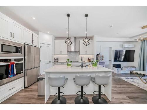 4305-200 Seton Circle Se, Calgary, AB - Indoor Photo Showing Kitchen With Upgraded Kitchen