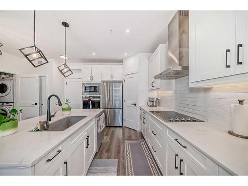 4305-200 Seton Circle Se, Calgary, AB - Indoor Photo Showing Kitchen With Upgraded Kitchen