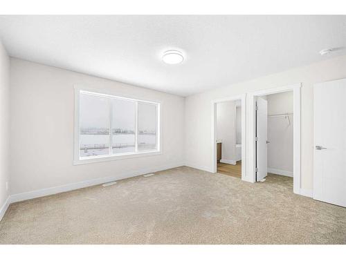 514 Clydesdale Way, Cochrane, AB - Indoor Photo Showing Other Room