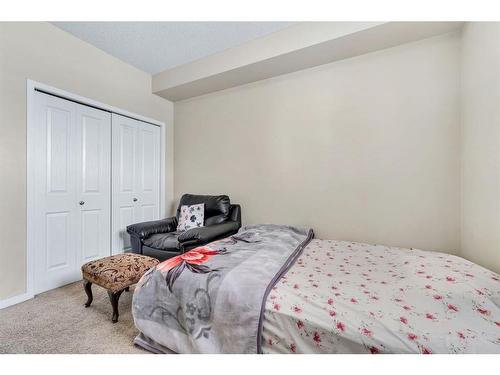 1115-1140 Taradale Drive Ne, Calgary, AB - Indoor Photo Showing Bedroom