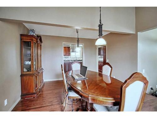 325 6 Street, Irricana, AB - Indoor Photo Showing Dining Room