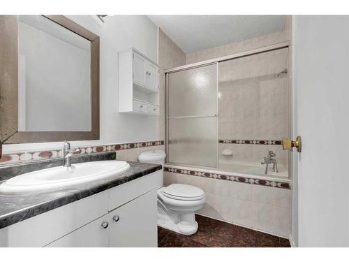 302-730 2 Avenue Nw, Calgary, AB - Indoor Photo Showing Bathroom