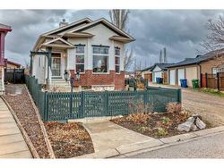 99 Eversyde Circle SW Calgary, AB T2Y 4T3