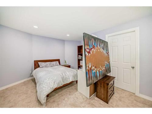99 Eversyde Circle Sw, Calgary, AB - Indoor Photo Showing Bedroom