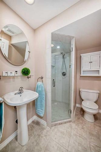 99 Eversyde Circle Sw, Calgary, AB - Indoor Photo Showing Bathroom