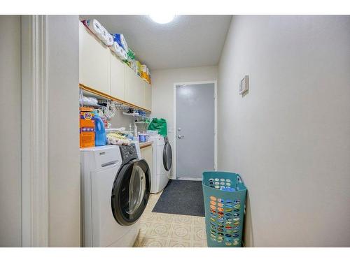 171 Sierra Morena Terrace Sw, Calgary, AB - Indoor Photo Showing Laundry Room