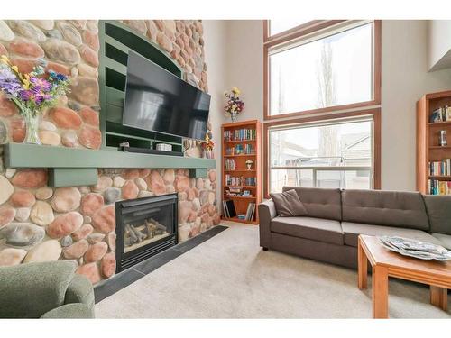359 Chaparral Drive Se, Calgary, AB - Indoor