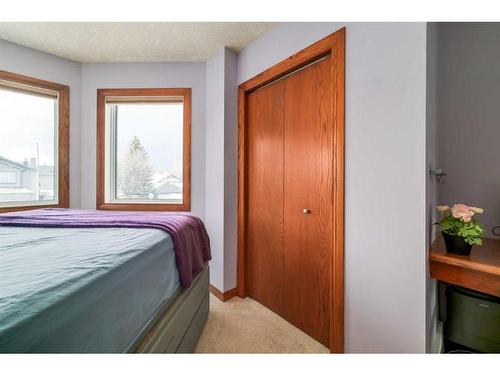 359 Chaparral Drive Se, Calgary, AB - Indoor Photo Showing Bedroom