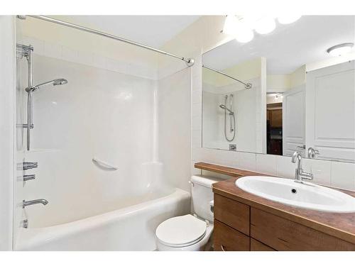 410-208 Holy Cross Lane Sw, Calgary, AB - Indoor Photo Showing Bathroom