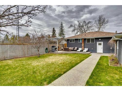 4812 Worcester Drive Sw, Calgary, AB - Outdoor