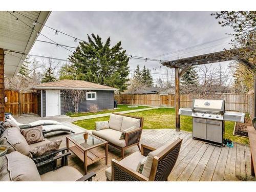 4812 Worcester Drive Sw, Calgary, AB - Outdoor With Deck Patio Veranda With Exterior