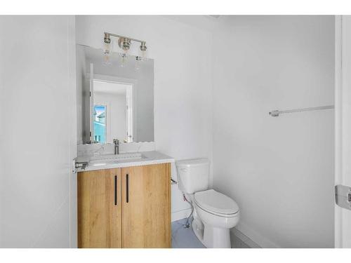 81 Martinvalley Place, Calgary, AB - Indoor Photo Showing Bathroom
