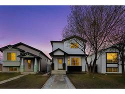 81 Martinvalley Place  Calgary, AB T3J 4A2