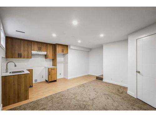 81 Martinvalley Place, Calgary, AB - Indoor