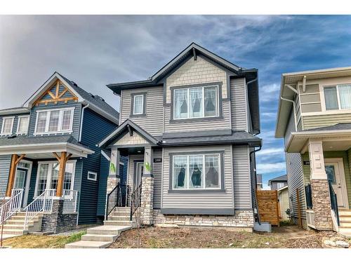 208 Ravenstern Crescent Se, Airdrie, AB - Outdoor With Facade