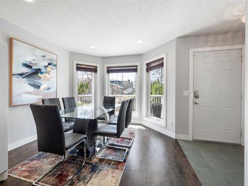 212 15 Avenue Nw, Calgary, AB - Indoor Photo Showing Dining Room