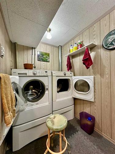 117 Arbour Wood Mews Nw, Calgary, AB - Indoor Photo Showing Laundry Room