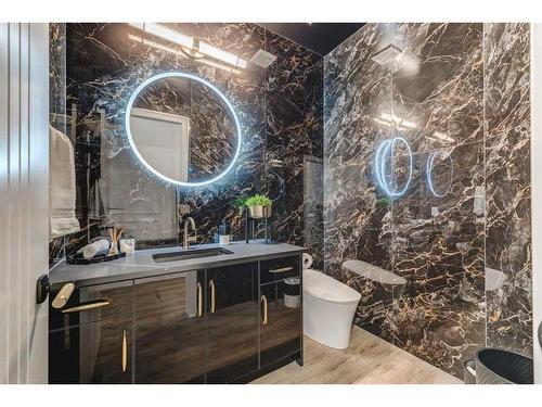 630 Rocky Ridge View Nw, Calgary, AB - Indoor Photo Showing Bathroom