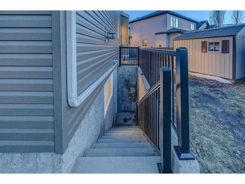 630 Rocky Ridge View Nw, Calgary, AB - Outdoor With Exterior