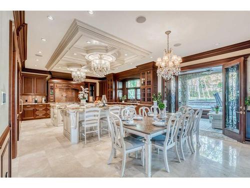 19 Elveden Place Sw, Calgary, AB - Indoor Photo Showing Dining Room