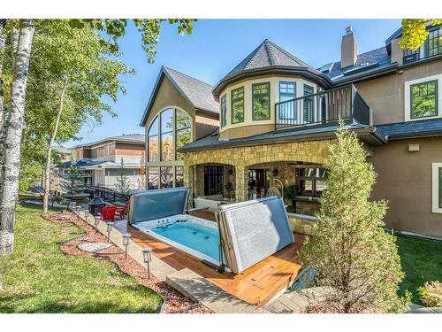 19 Elveden Place Sw, Calgary, AB - Outdoor With Exterior
